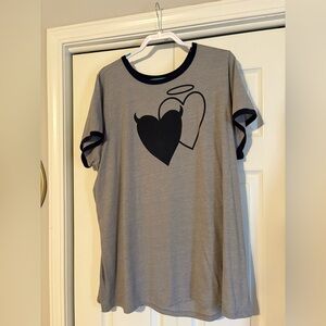 Torrid Classic Fit Gray T-Shirt